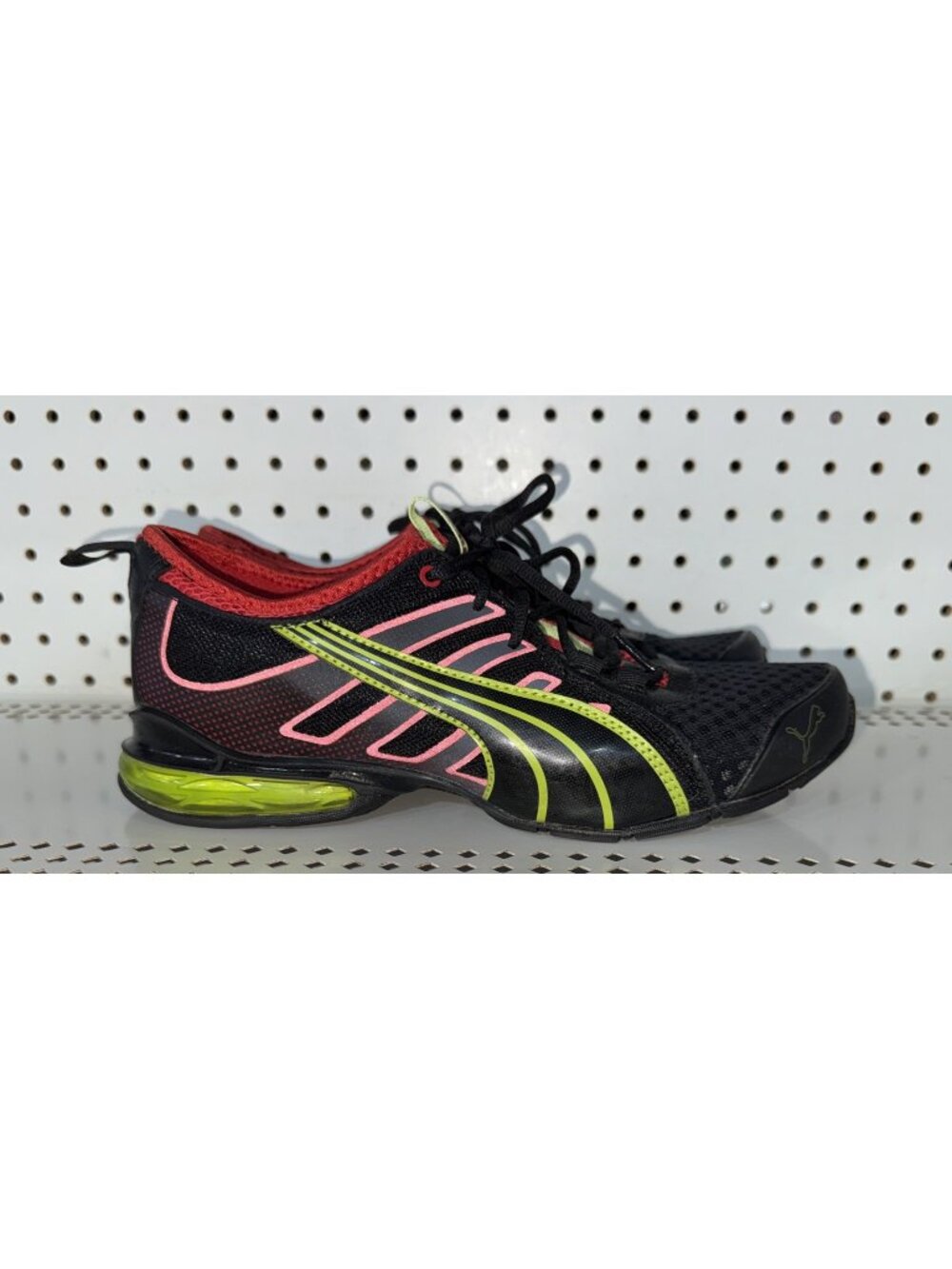 PUMA Voltaic 4 Fade Mens Athletic Running Shoes Size 9 Black Red Neon Green